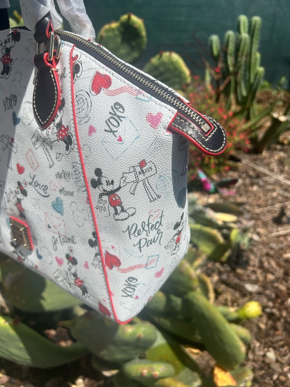 Disney White Minnie Mouse Print Satchel with Pink and Red Accents - Picture 4 of 8